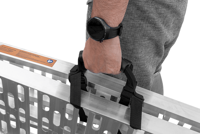 Rampes pliables UNITRAILER ALR003 en aluminium pour remorques, 221 cm, 680 kg, avec sangle et support, lot de 2