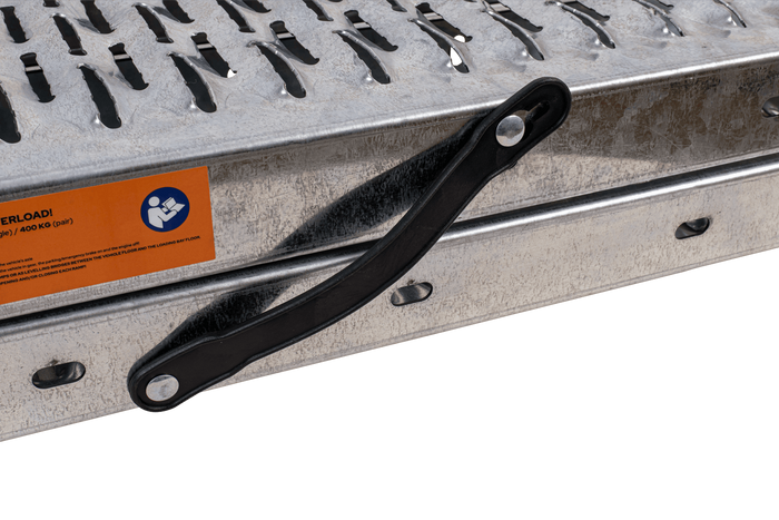 UNITRAILER ALR004B opklapbare stalen oprijplaten voor trailers, 190 cm, 400 kg, set van 2