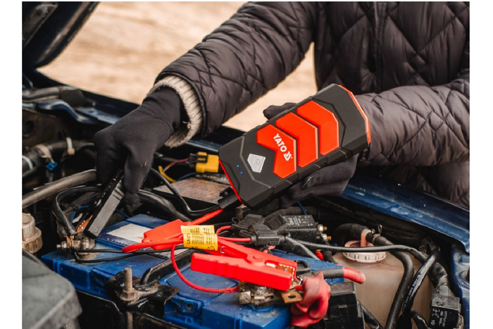 Démarreur de secours YATO YT-83081, batterie externe 9000 mAh